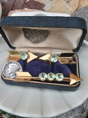 1940's Coro Arrow w/Aquamarine Set